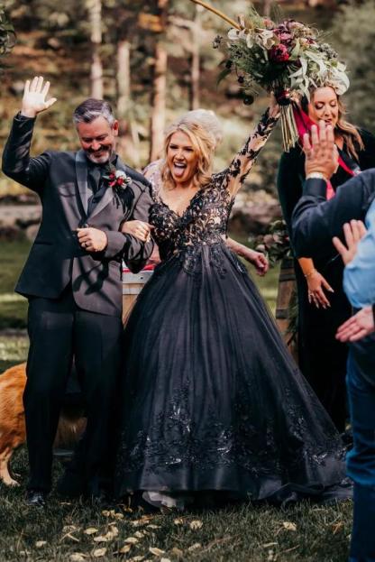 Elegant Long Sleeves Aline Wedding Dress Floral Lace Tulle Bridal Gown-newarrivaldress