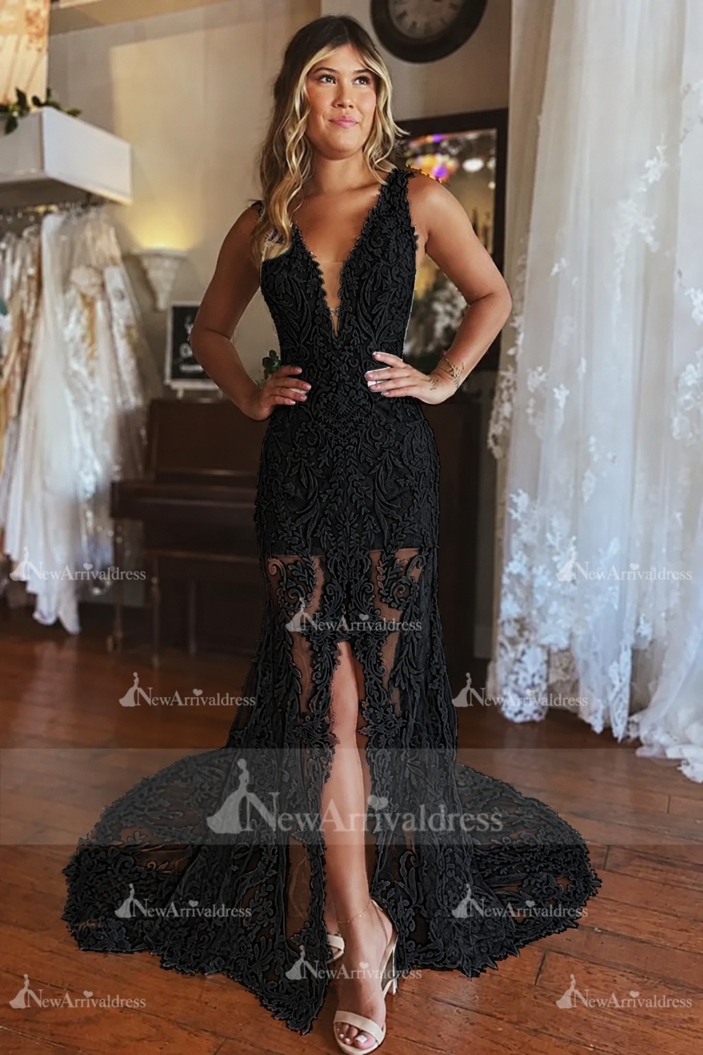Simple Deep V-Meck Floral Lace Mermaid Wedding Dress