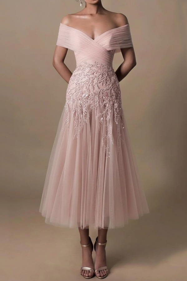 Gorgeous A-line Off-the-shoulder Beading Short Wedding Dresses With Lace