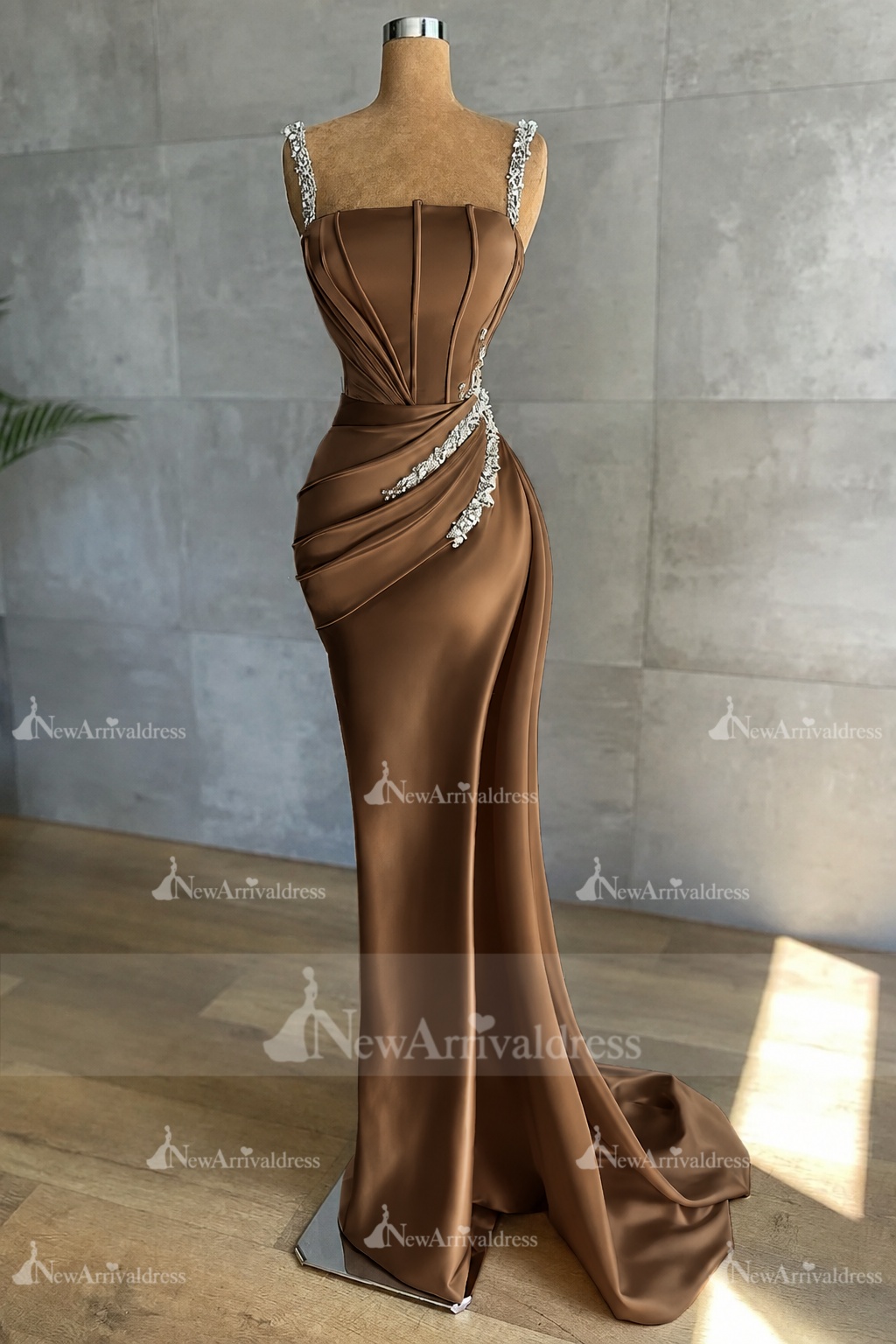 Stunning Sleeveless Mermaid Evening Dress Sparkly Crystal Slim Prom Dress
