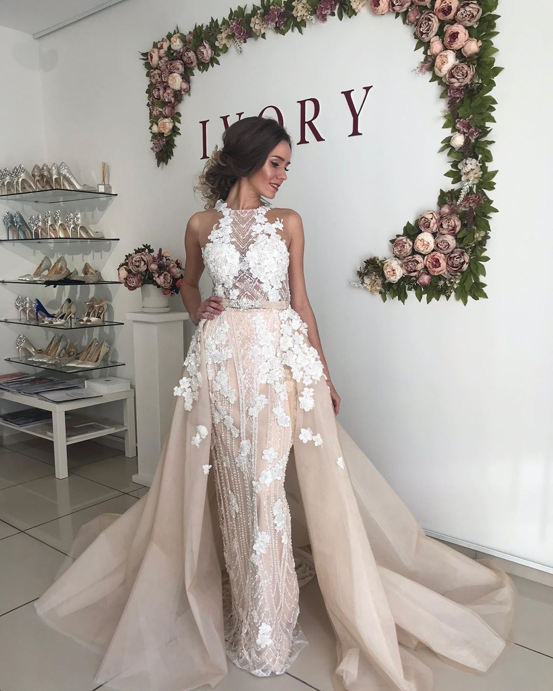 Flower Appliques Beading Halter Sheath Wedding Dresses | Backless Belt Bridal Gowns with Detachable Skirt-newarrivaldress