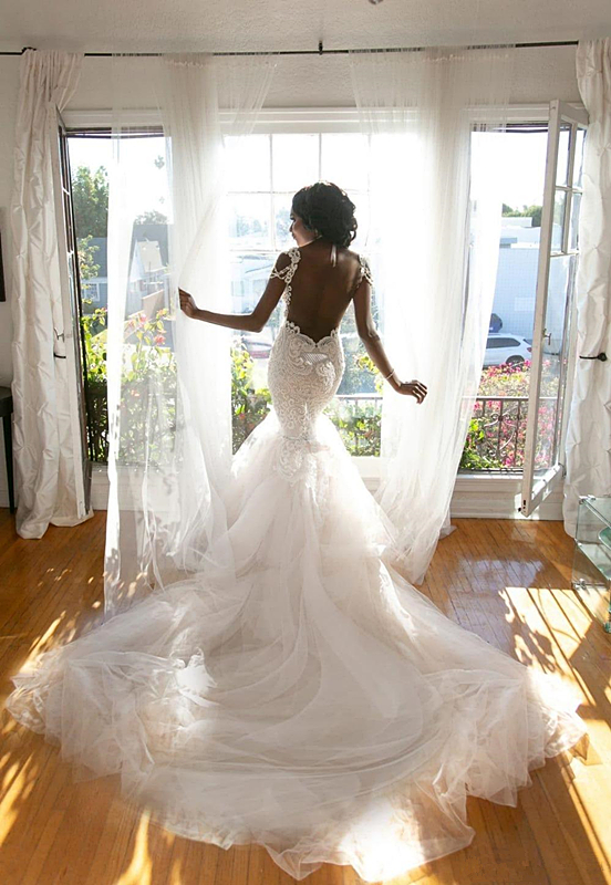 Beads Appliques Spaghetti Straps V-neck Wedding Dresses | Open Back Memaid Tulle Bridal Gowns-newarrivaldress