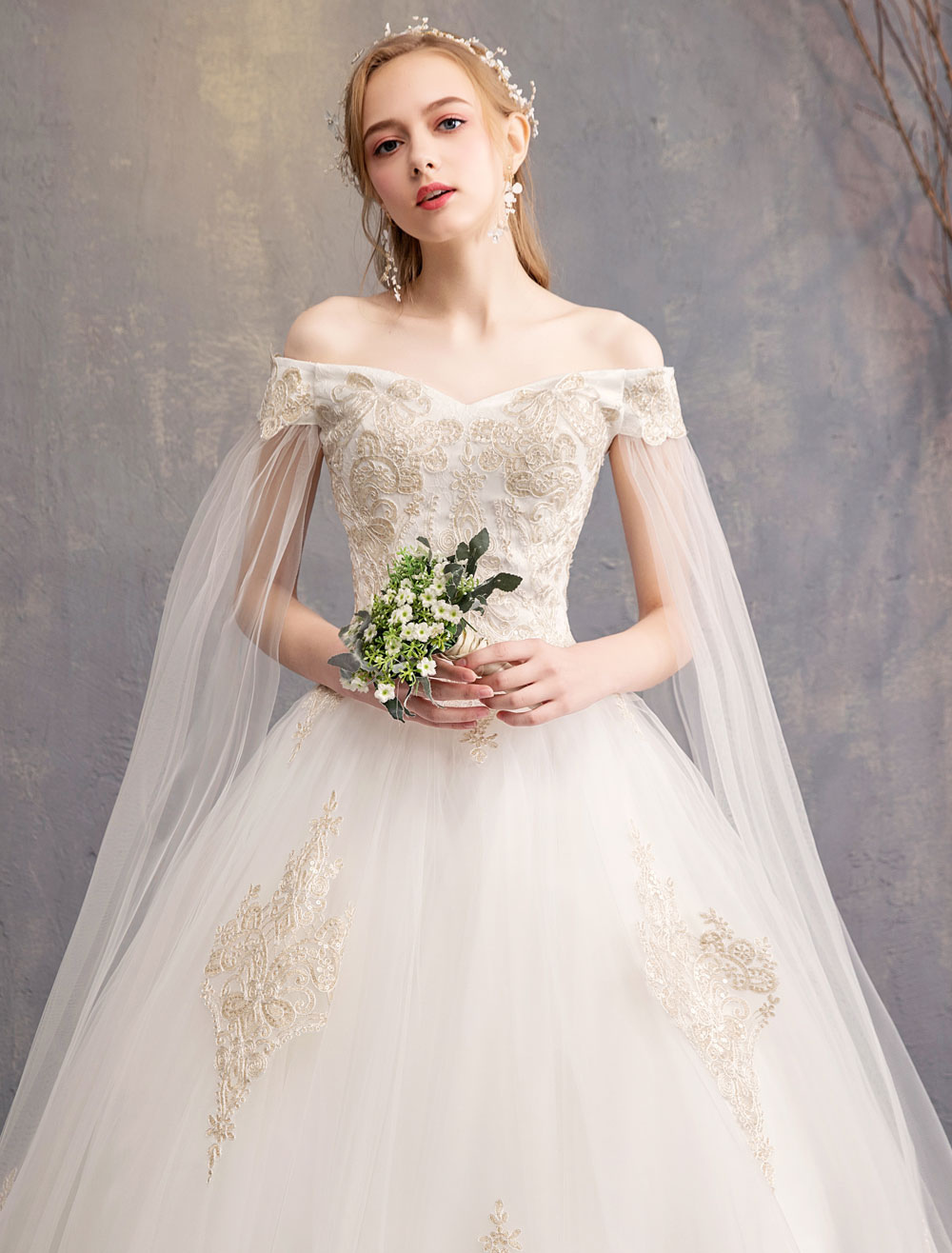 Wedding Dresses Tulle Off-The-Shoulder Short Sleeve Lace Applique Princess Bridal Gown