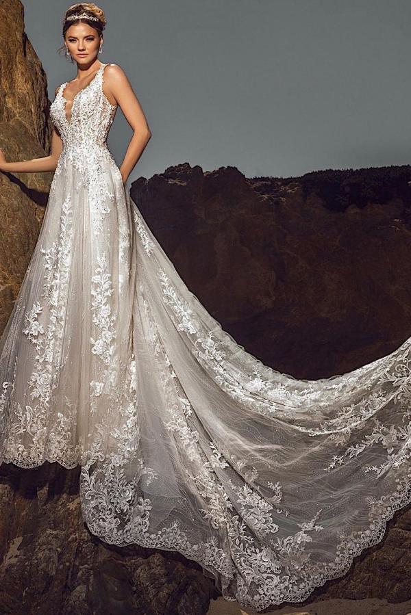 Elegant Sleeveless Aline Wedding Dress Floral Lace Appliques Tulle Bridal Dress-newarrivaldress
