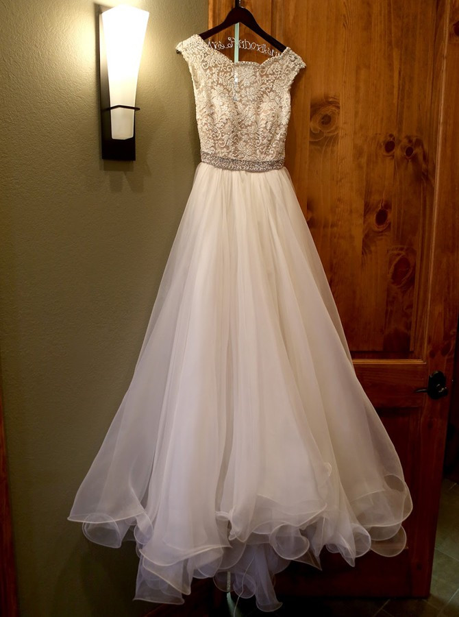 Jewel Lace Cap Sleeve New Arrival A-line Elegant Sexy Beading Wedding Dresses-newarrivaldress