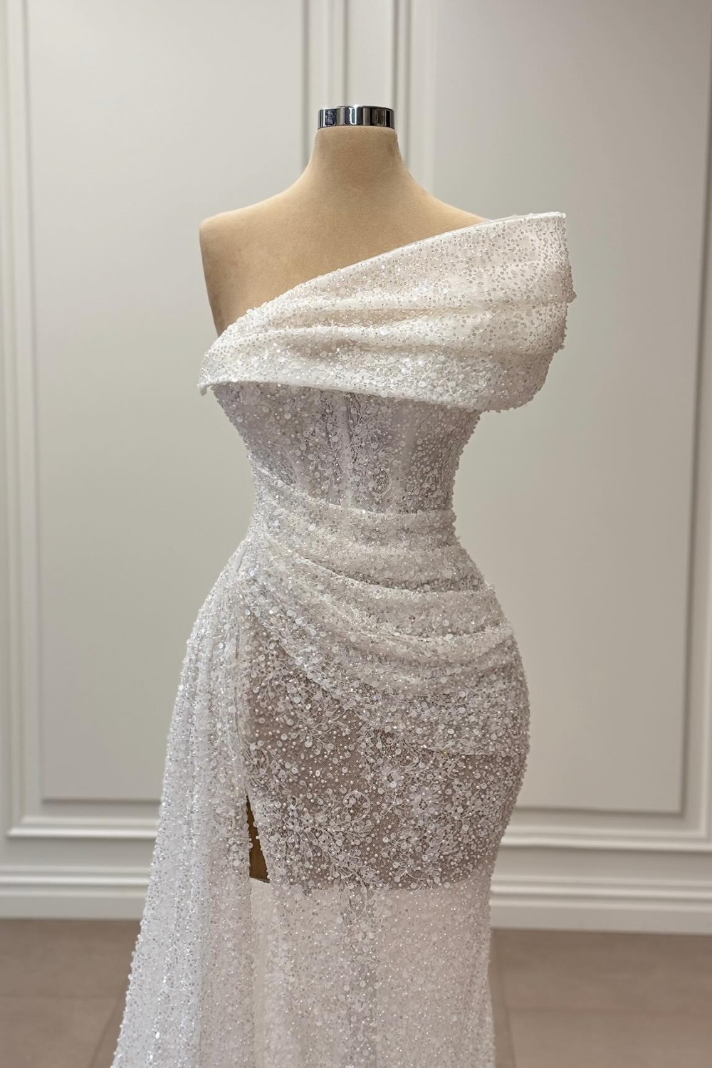 One Shoulder Sparkly Sequins Mermaid Evening Gown White Front Split Prom Dress-newarrivaldress