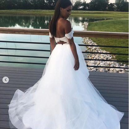 Charming Off The Shoulder A Line Wedding Dresses | White Tulle Lace V-Neck Bridal Gowns-newarrivaldress