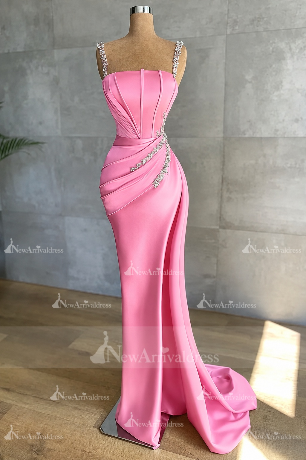 Stunning Sleeveless Mermaid Evening Dress Sparkly Crystal Slim Prom Dress