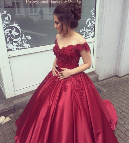 Delicate Off-the-shoulder Beading Ball Gown Prom Dress-newarrivaldress