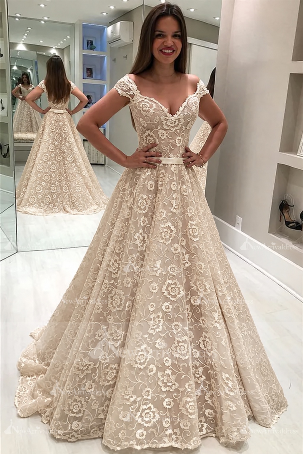 Gorgeous Lace Off The Shoulder Wedding Dresses | Ruffles Pearls Sleeveless Flowers Bridal Gowns