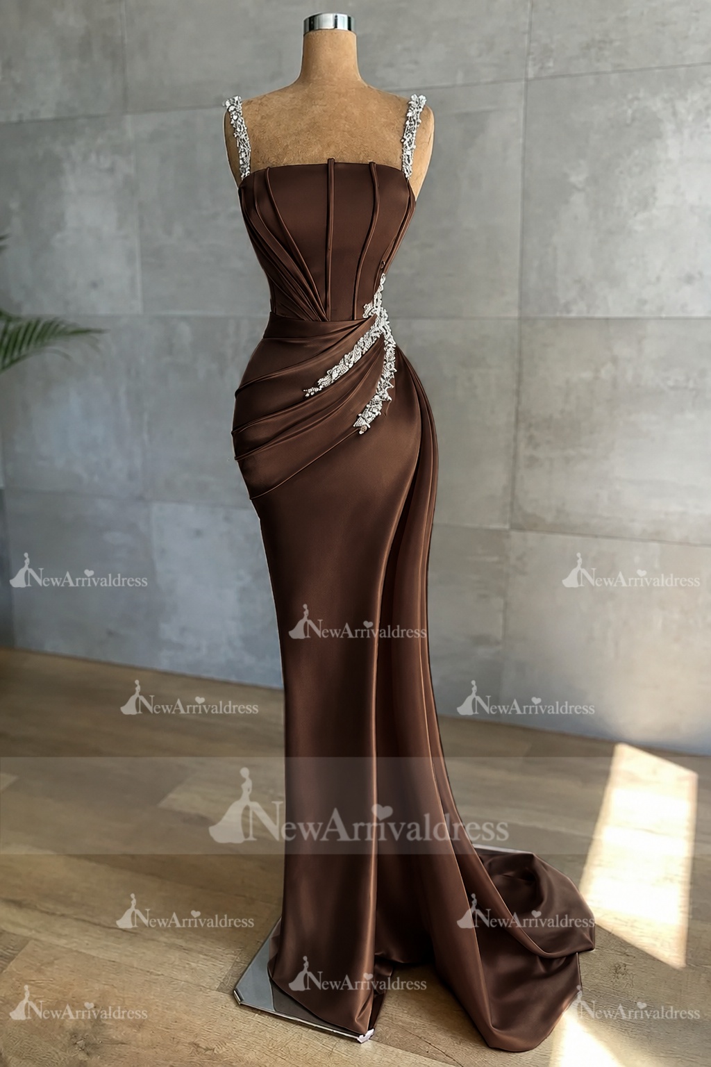 Stunning Sleeveless Mermaid Evening Dress Sparkly Crystal Slim Prom Dress