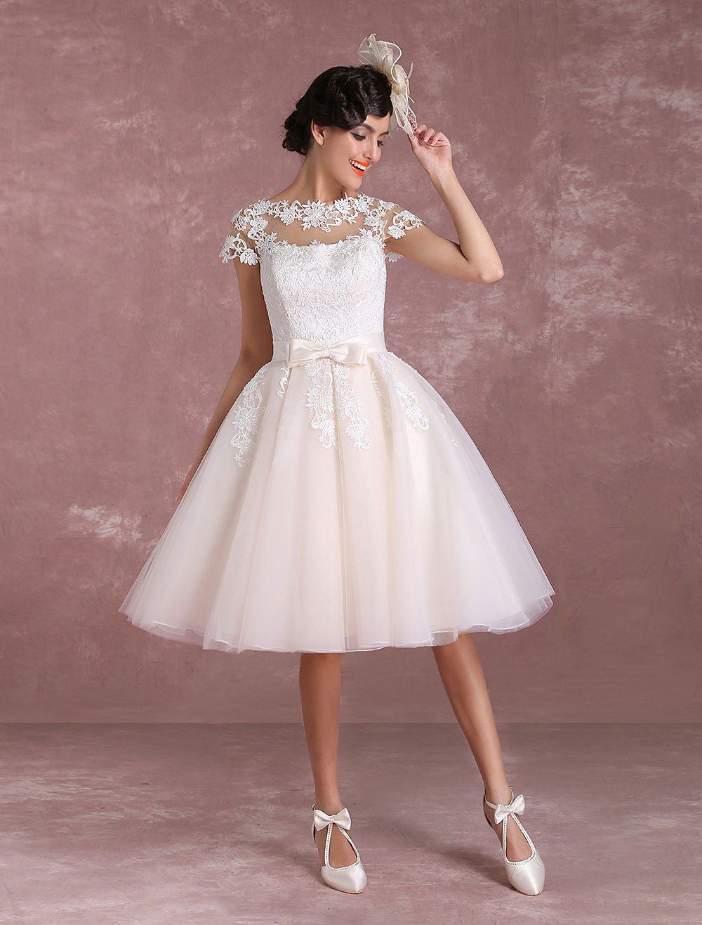 Vintage Wedding Dresses Short Lace Applique Bridal Gown Illusion Bow Sash Bridal Dress Exclusive-newarrivaldress