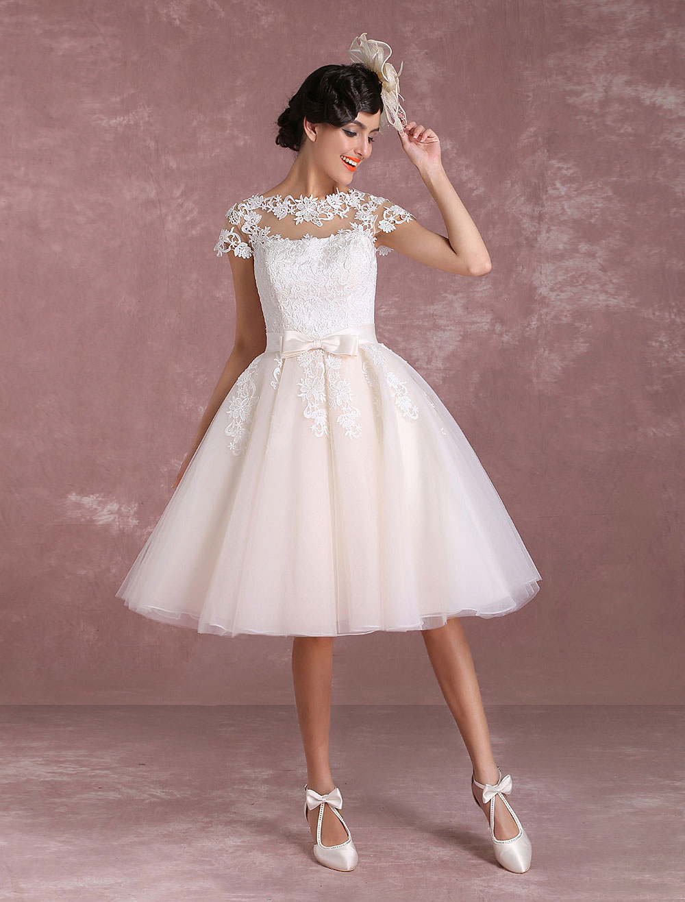 Vintage Wedding Dresses Short Lace Applique Bridal Gown Illusion Bow Sash Bridal Dress Exclusive-newarrivaldress