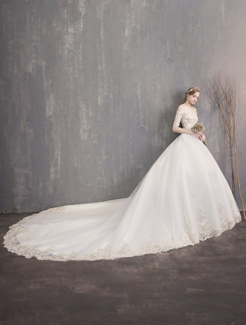 Tulle Wedding Dress Off The Shoulder Half Sleeve Princess Bridal Gown-newarrivaldress
