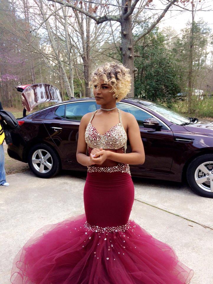 Tulle Mermaid Gorgeous Crystal V-Neck Prom Dress-newarrivaldress