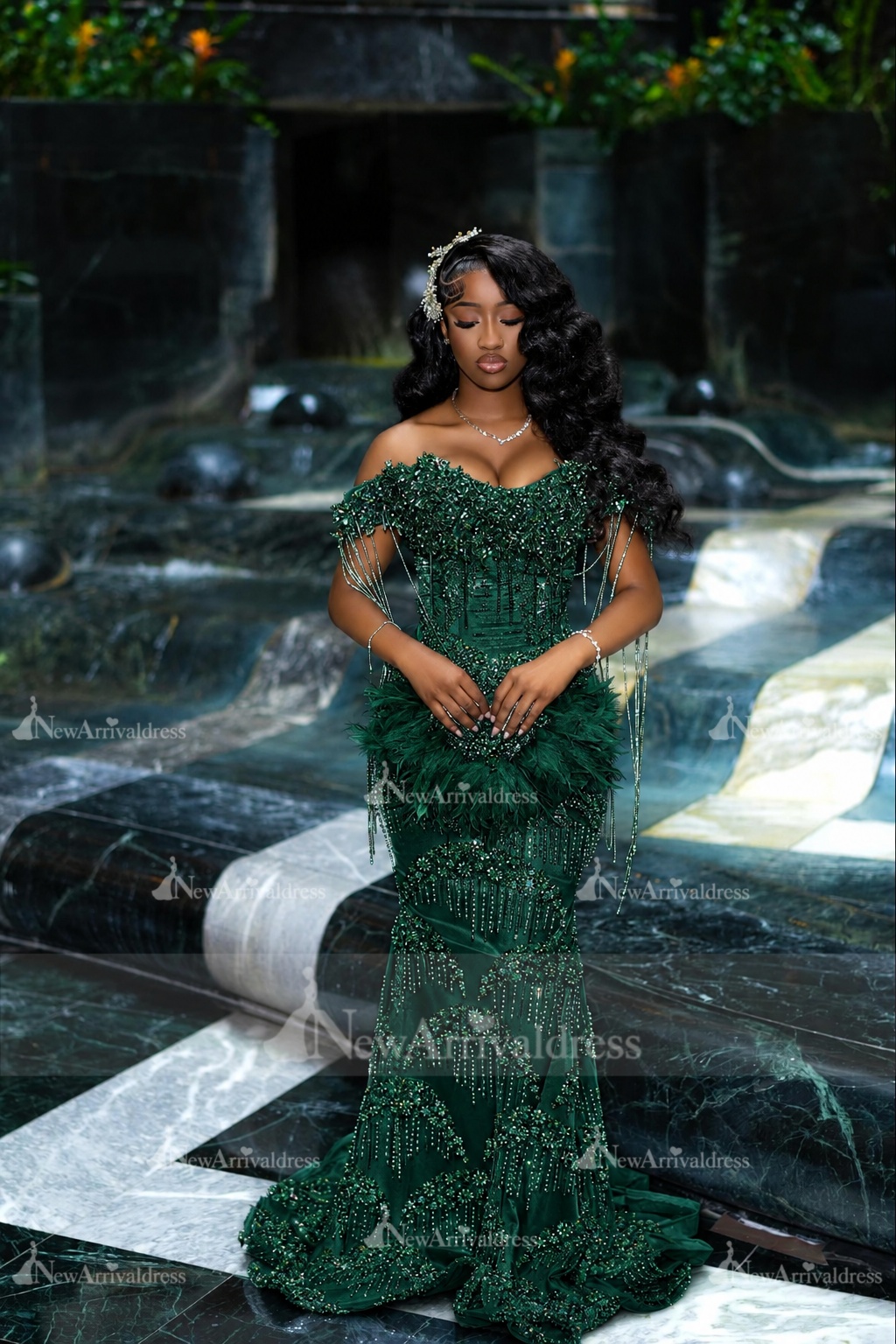 Luxury Off-the-Shoulder Prom Dress Beadings Evening Gown Mermaid with Fur
