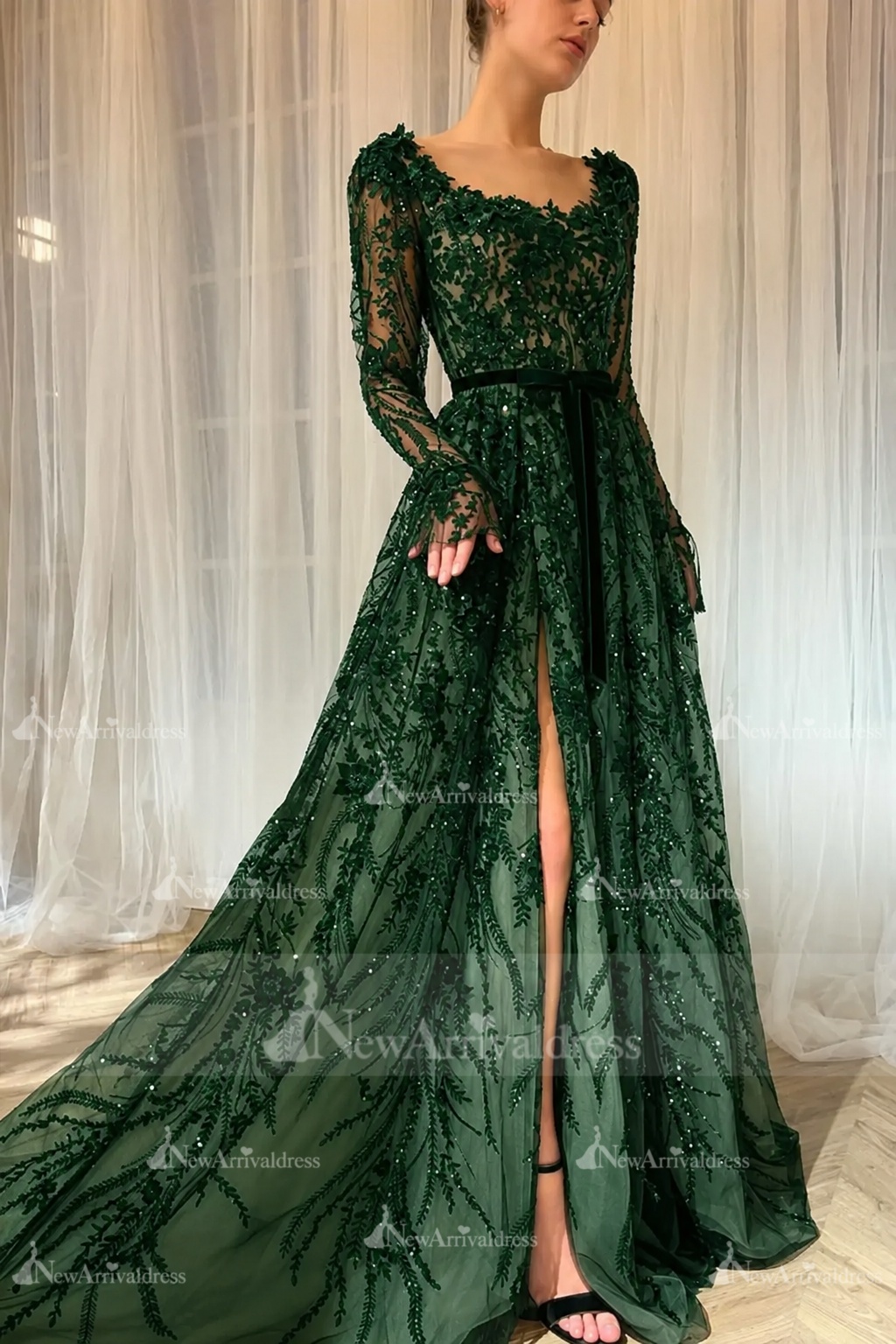 Elegant Black Sequins Aline Evening Dress with Sleeves