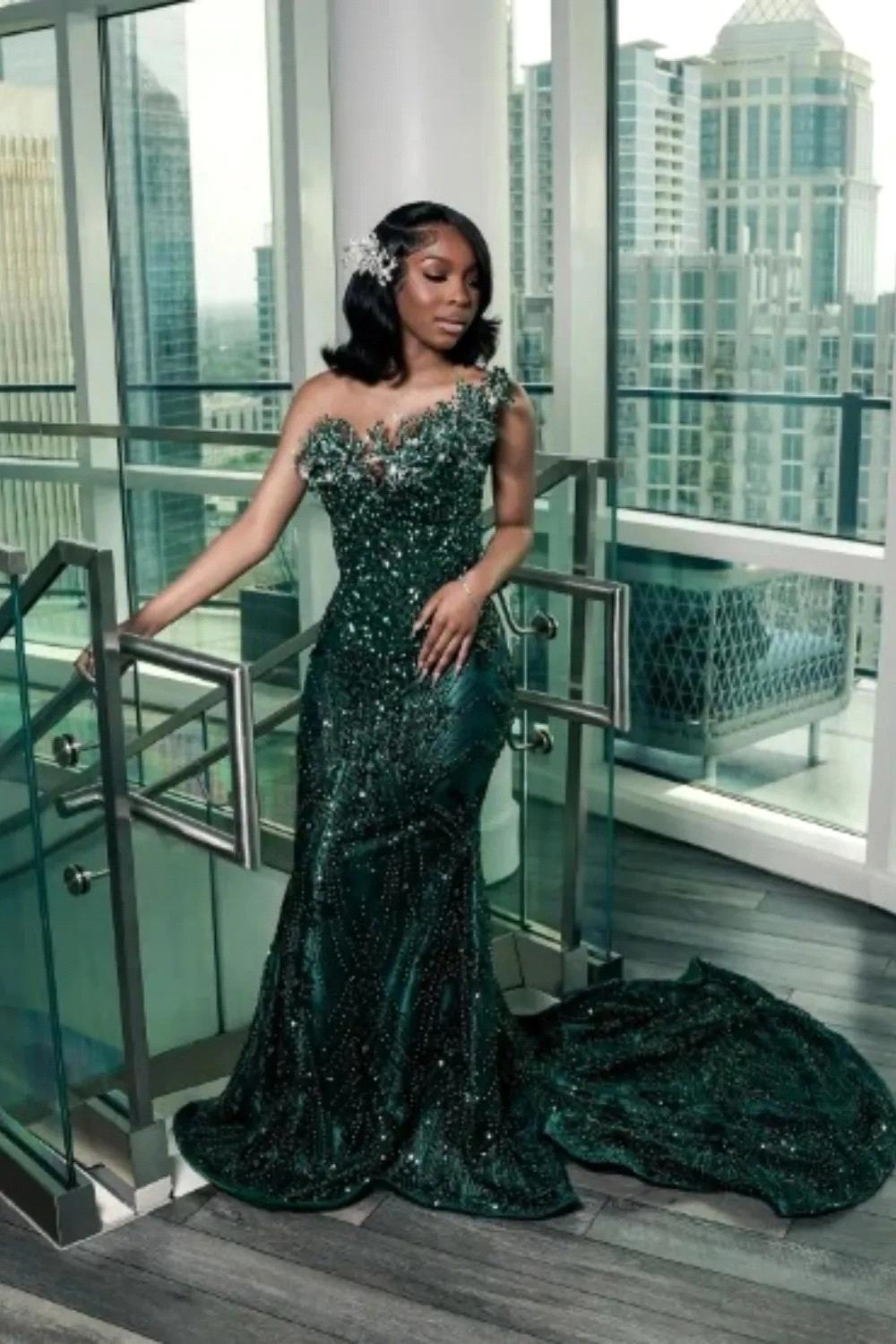 Strapless Dark Green Mermaid Prom Dress with Beadings