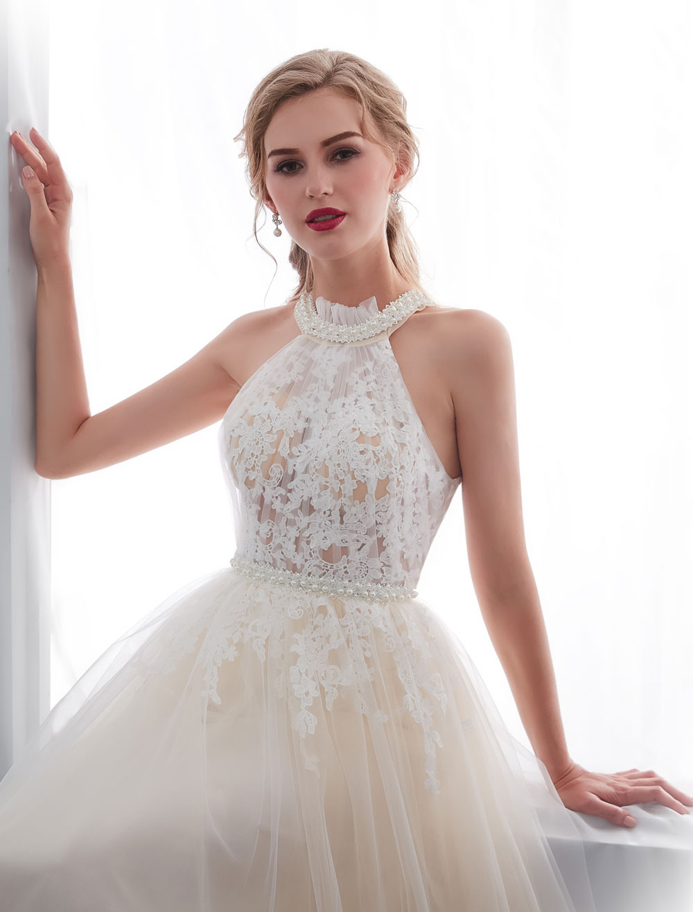 Beach Wedding Dresses Halter Champagne Lace Tulle Beaded Flowers Bridal Gowns With Train-newarrivaldress