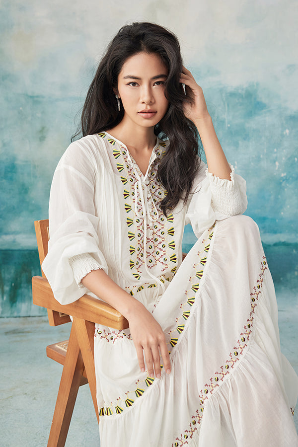 White A-Line Chiffon Long Dresses Long Sleeves