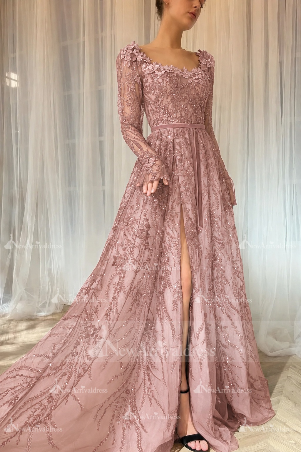 Elegant Black Sequins Aline Evening Dress with Sleeves