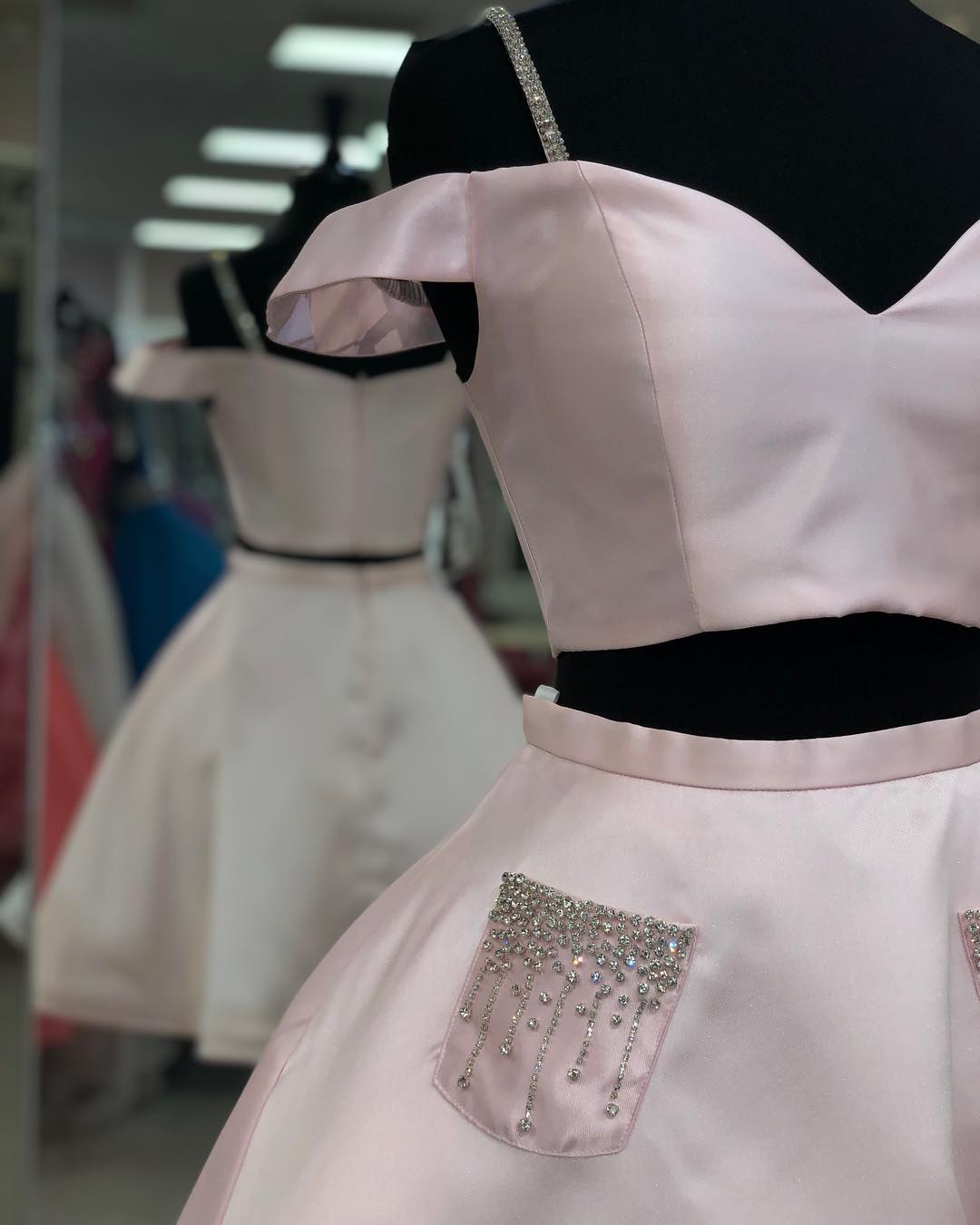 Chic Two Piece Sweetheart Sexy Short Homecoming Dresses | Cute Spaghetti Straps Beads Cocktail Dress with Pockets-newarrivaldress