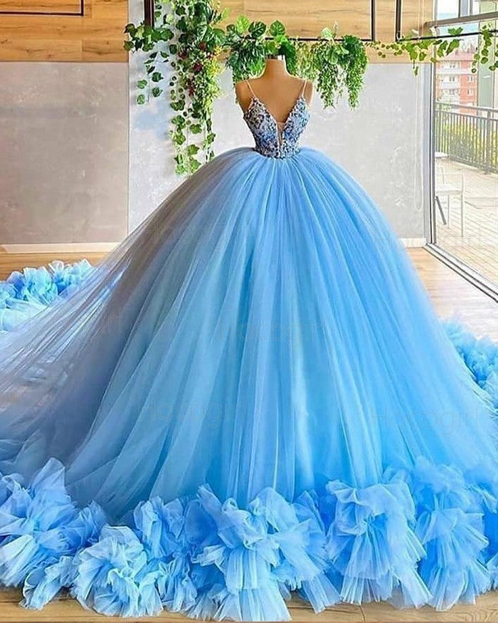 Sleeveless Long Ball Gown V-Neck Spaghetti Straps Tulle Quinceanera Dresses-newarrivaldress