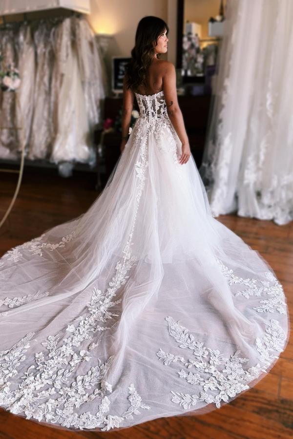 Sweetheart A-line Wedding Dress Tulle Lace Appliques Strapless Bridal Dress-newarrivaldress