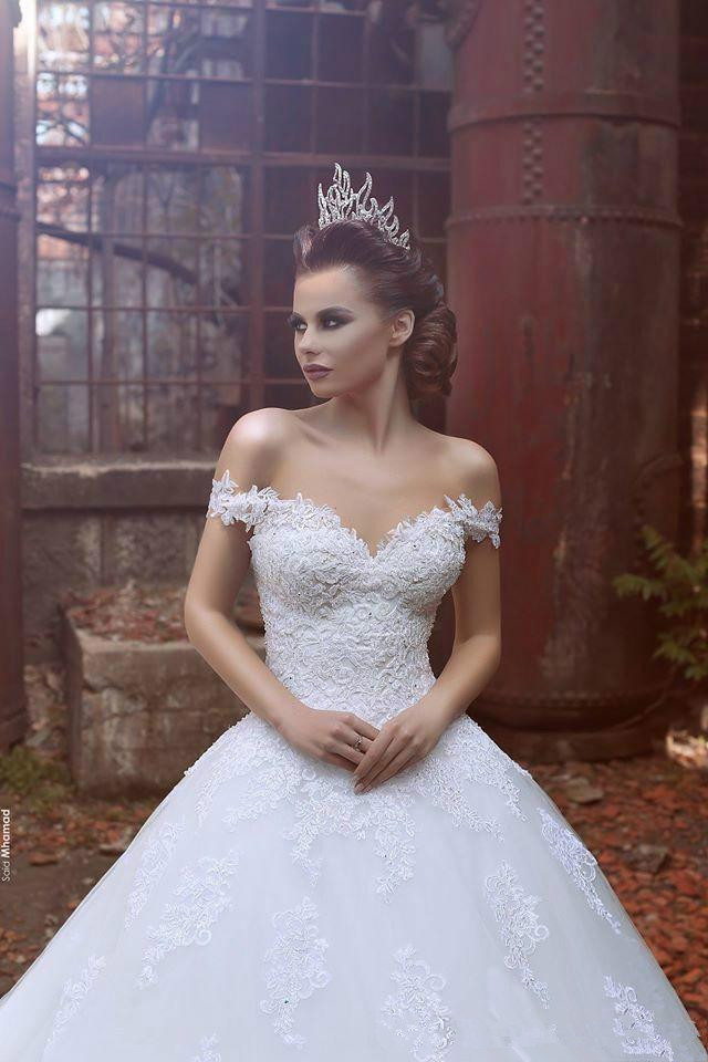 Off The Shoulder Princess Wedding Dress Ball Gown Lace Bride Dresses with Long Train-newarrivaldress