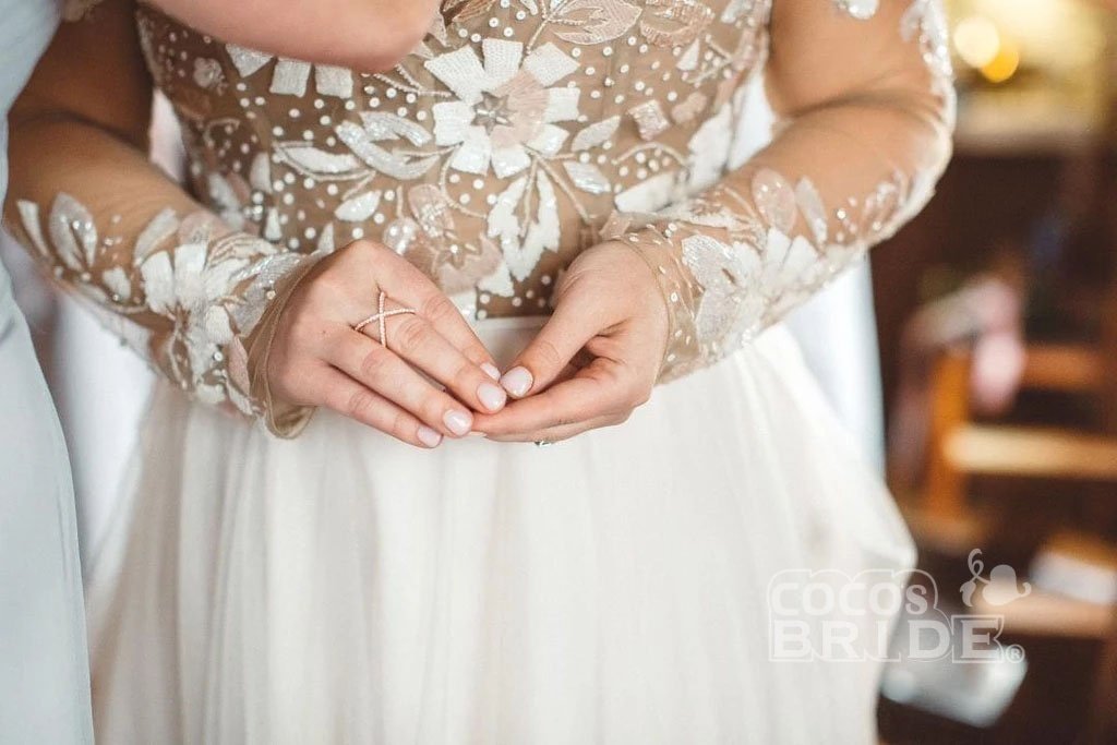 Charming Beading Long Sleeves Unique Tulle Wedding Dress-newarrivaldress