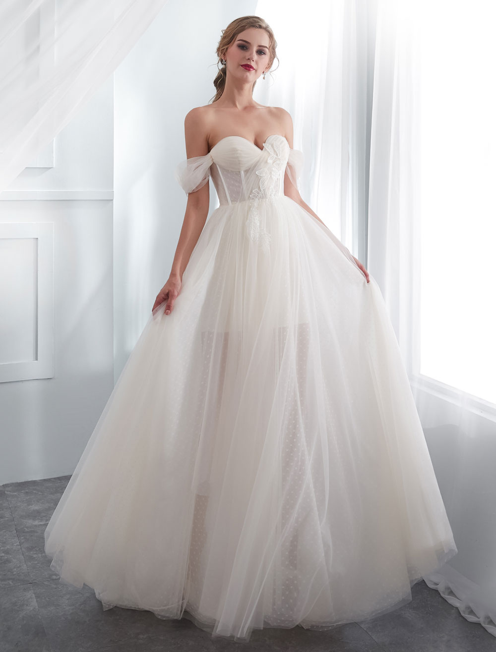 Wedding Dresses Tulle Ivory Off The Shoulder Sweetheart Beach Bridal Dress With Train-newarrivaldress