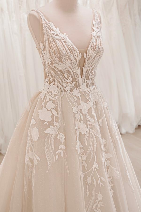 Sleeveless Tulle Aline Wedding Dress Lace Appliques Simple Wedding Gown-newarrivaldress