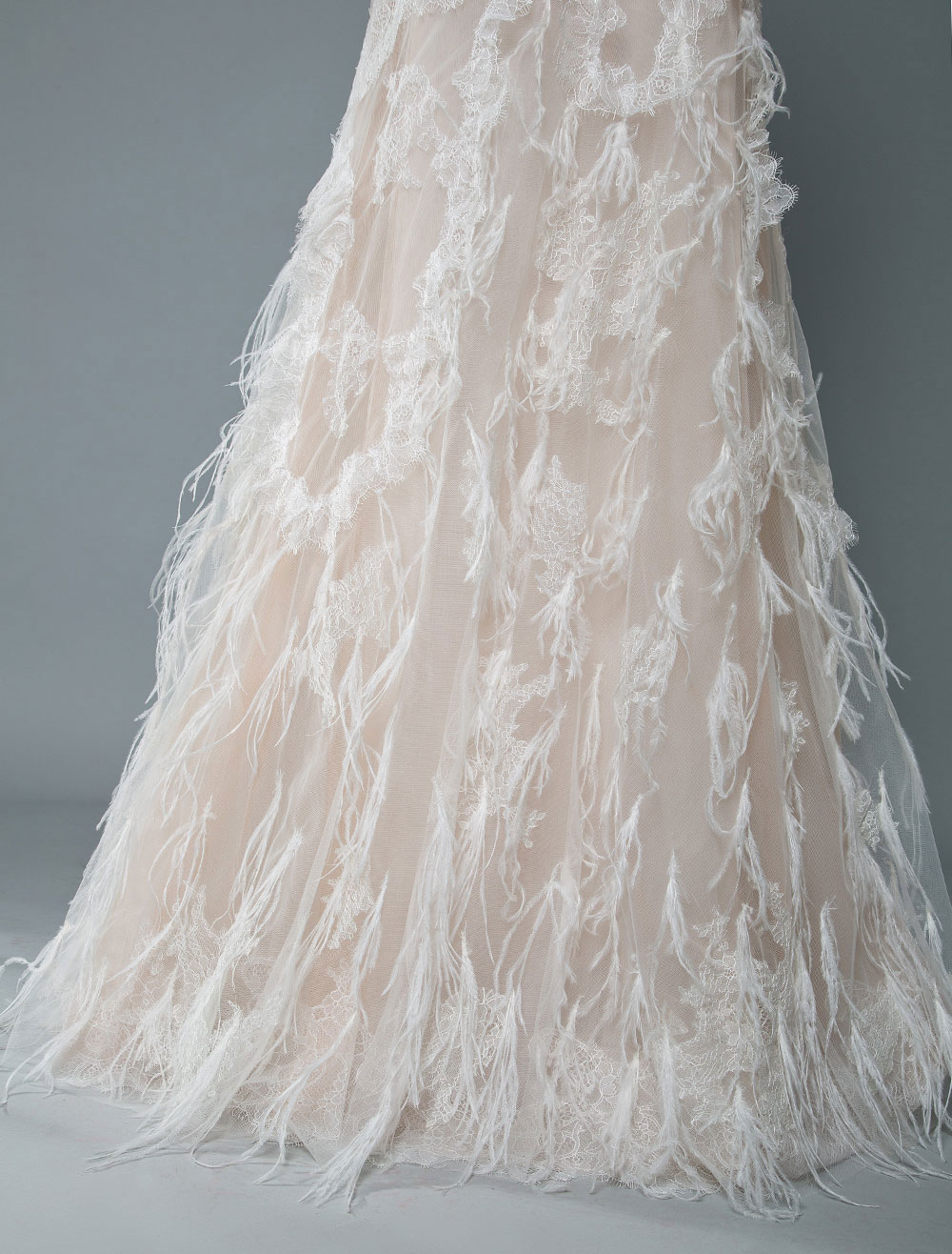 Simple Wedding Dress Lace A Line V Neck Sleeveless Beaded Floor Length Feather Bridal Gowns-newarrivaldress