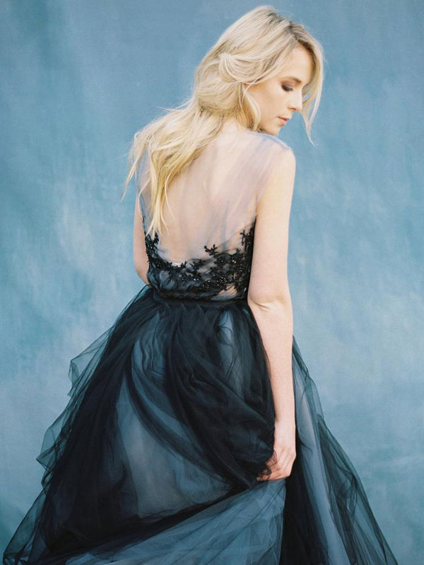 Black Gothic Wedding Dresses A-Line V-Neck Sleeveless Ball Gown Tulle Lace Bridal Gown-newarrivaldress