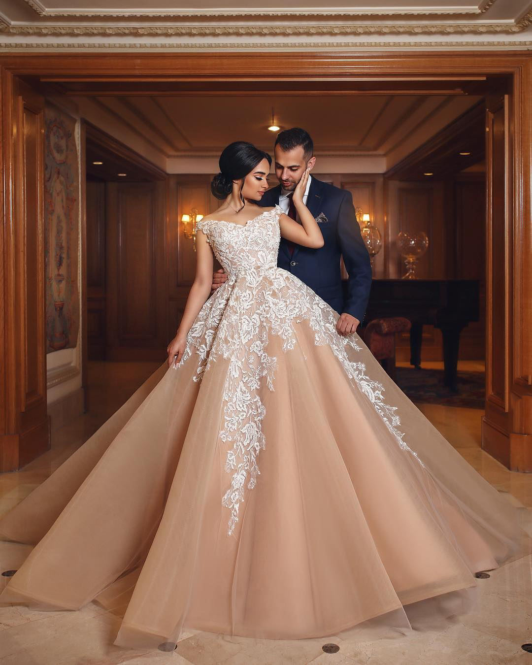 Off The Shoulder Lace Champagne Wedding Dresses | Puffy Tulle Elegant Bridal Gowns Online-newarrivaldress