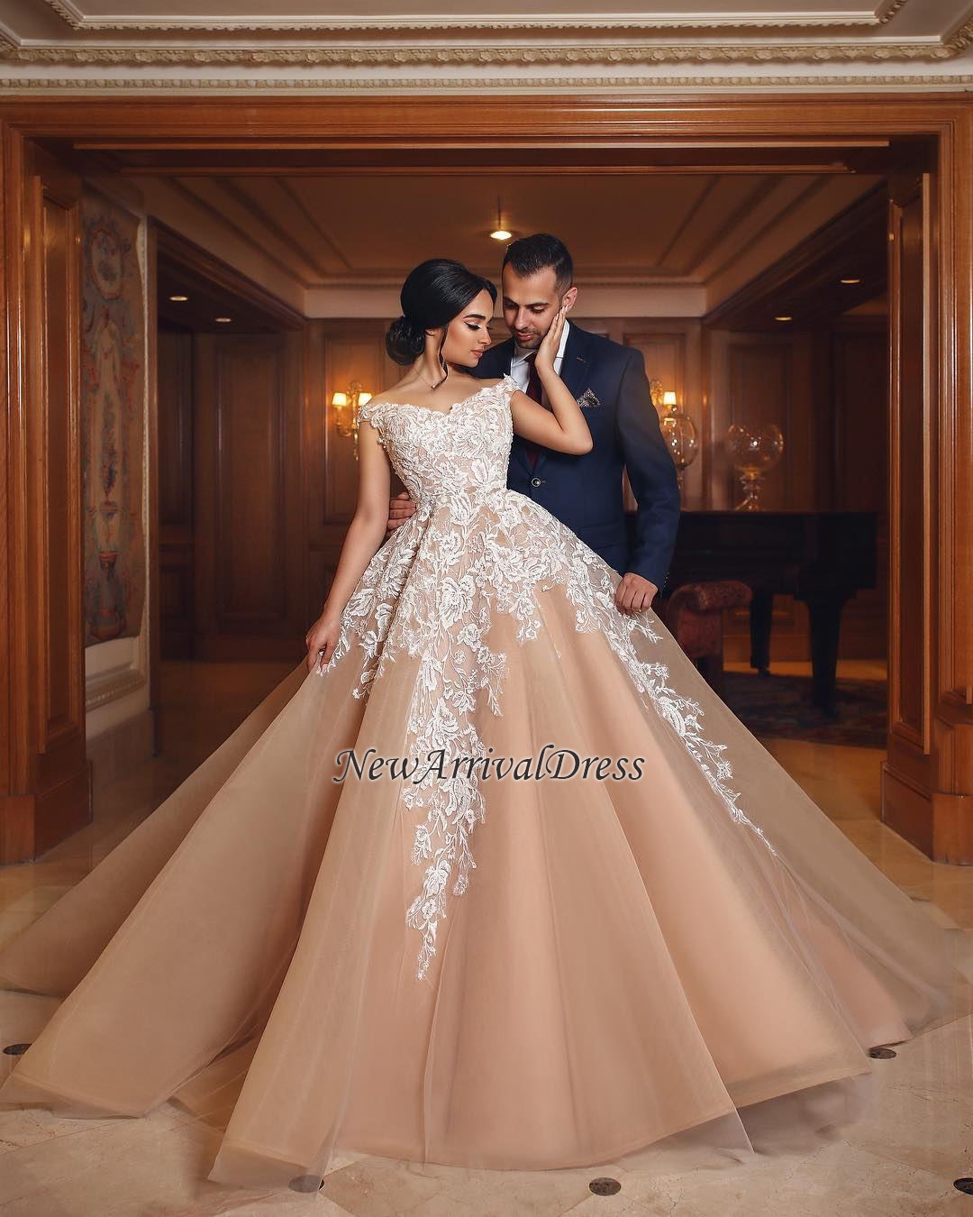 Off The Shoulder Lace Champagne Wedding Dresses | Puffy Tulle Elegant Bridal Gowns Online-newarrivaldress