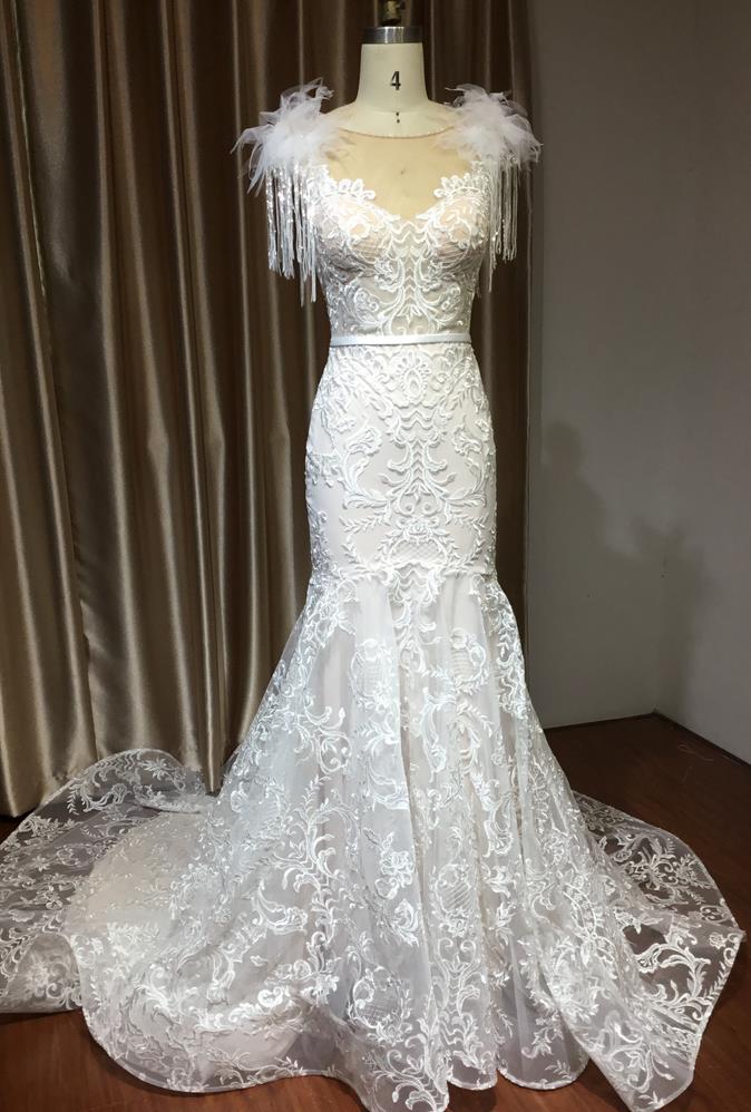 Stunning Tessels Sweetheart Mermaid Bridal Dress Backless Fur Lace Wedding Dress-newarrivaldress