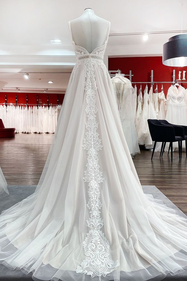Deep V-Neck Wedding Dress White Tulle Floral Lace Floor-Length Dress for Bride-newarrivaldress