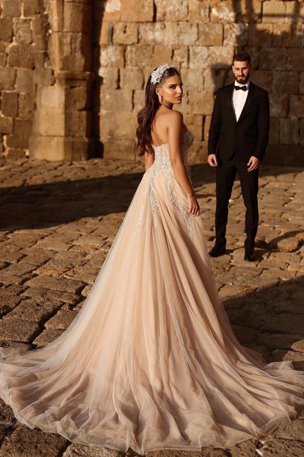 Sweetheart Strapless Side Split Tulle Wedding Dress with Floral Lace Pattern-newarrivaldress