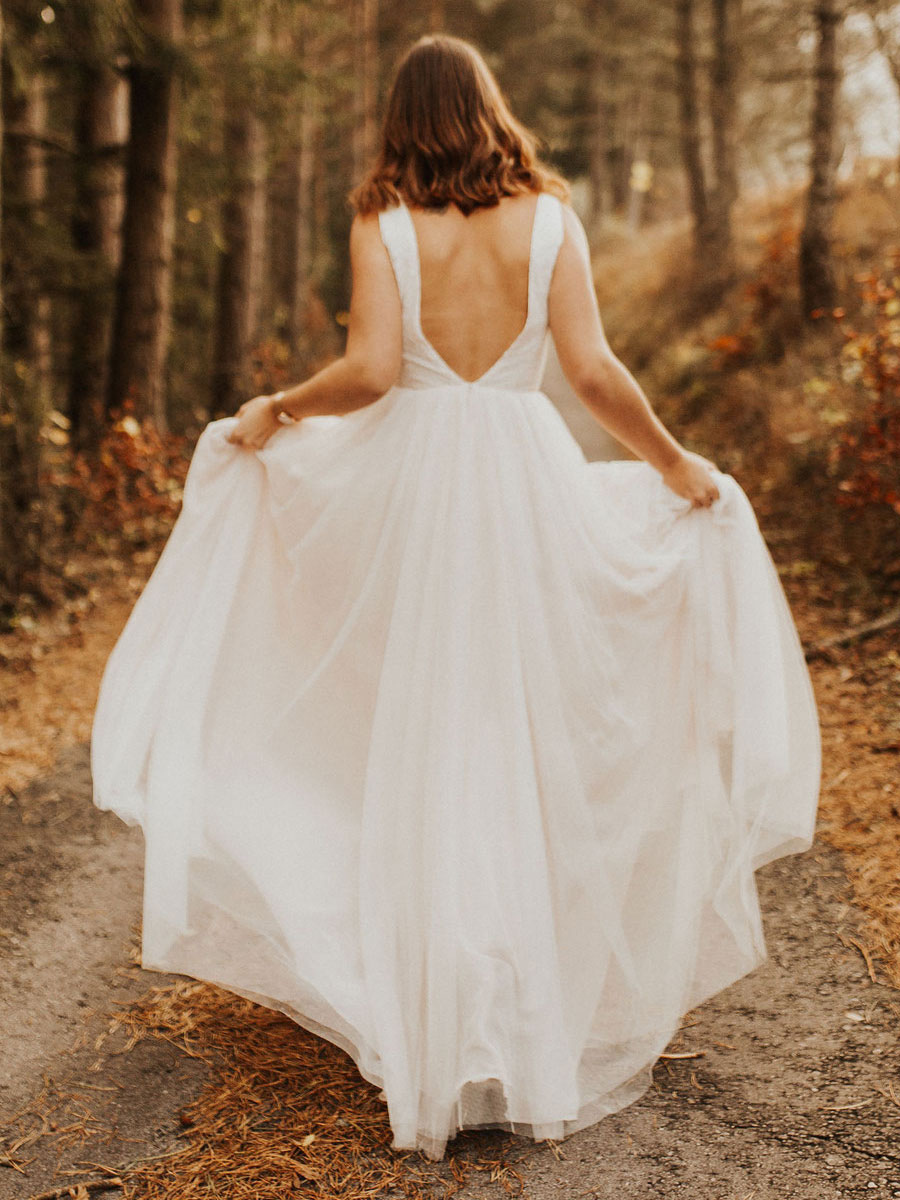 Simple Wedding Dress Backless Bridal Gowns Chiffon V-Neck A-Line Bridal Dresses-newarrivaldress
