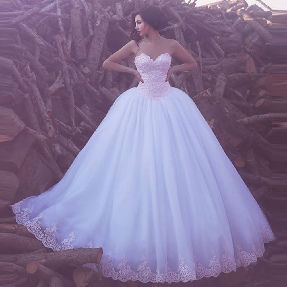 Elegant Lace Appliques Sweetheart Custom Made Tulle Ball Gown Wedding Dress-newarrivaldress