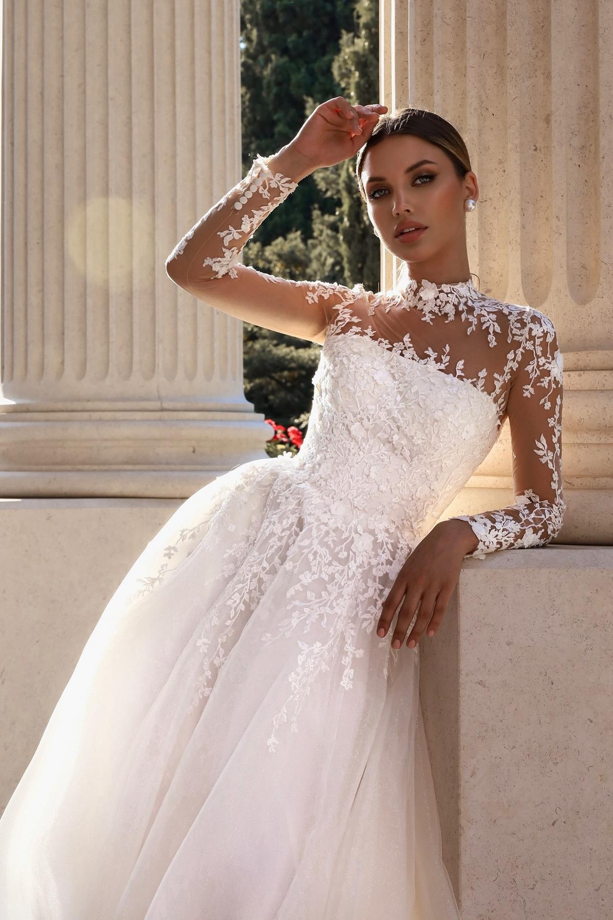 Gorgeous Long Sleeves White Aline Wedding Dresses High Neck Tulle Lace Bridal Dress-newarrivaldress
