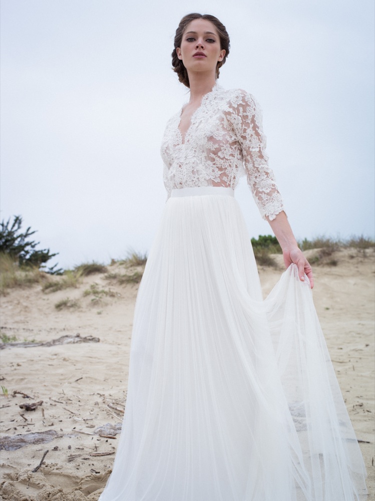 V-neck Elegant A-Line 3/4 Sleeve Lace Wedding Dresses | Beautiful Simple Beach Wedding Dresses-newarrivaldress