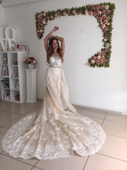 Gorgeous Mermaid Lace Detachable Cathedral Train Tulle Wedding Dresses Online-newarrivaldress