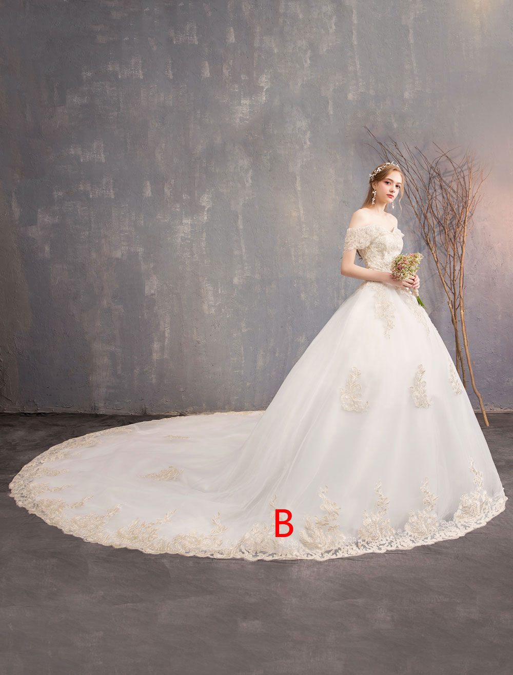Princess Wedding Dress Ivory Lace Applique Off The Shoulder Short Sleeve Bridal Gown-newarrivaldress