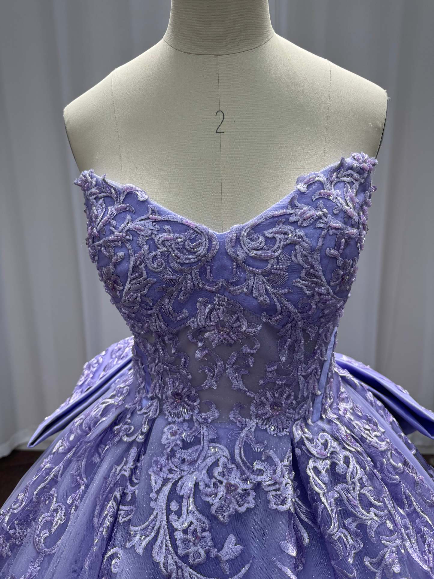 Lilac Strapless Tulle Applique A-line Prom Dresses Chapel Train