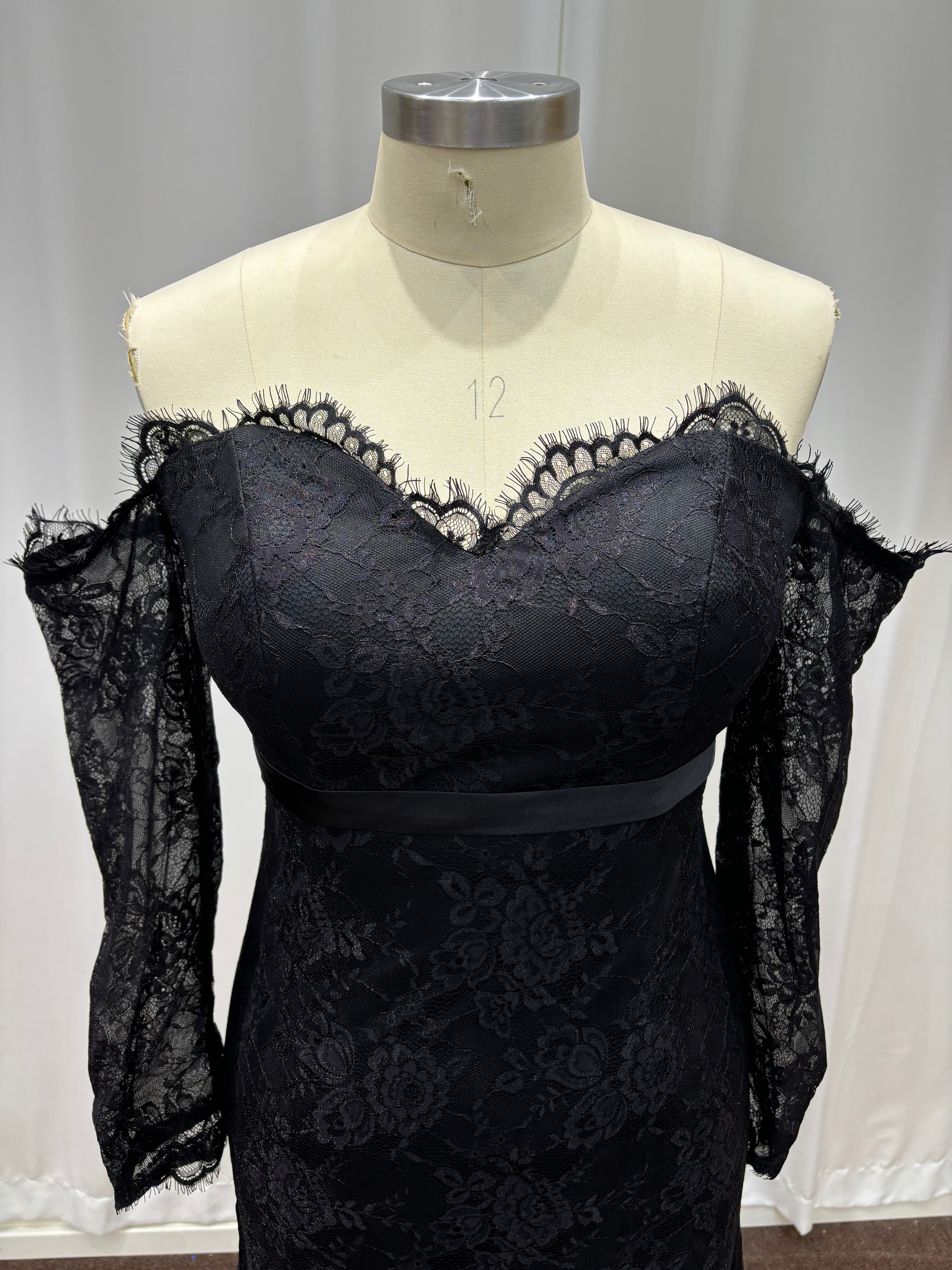 Black Off-The-Shoulder Lace Long Sleeves Mermaid Evening Dresses