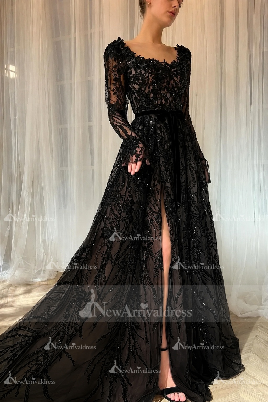 Elegant Black Sequins Aline Evening Dress with Sleeves