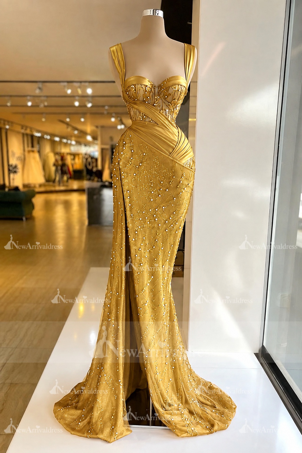 Charming Red Sweetheart Mermaid Prom Dress Beadings Strap Party Dress