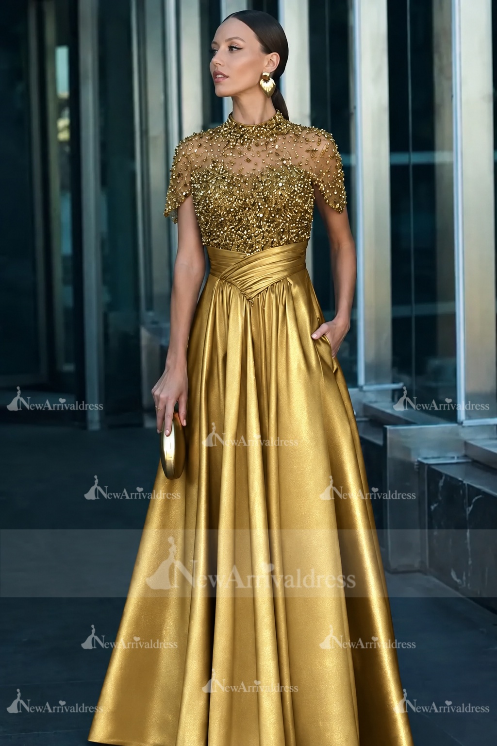 Dark Green Short Sleeves  Satin A-line Evening Dress with Beadings